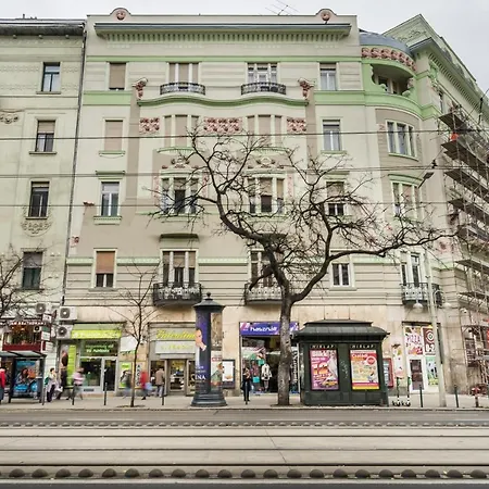 Apartment Bpr Red Tower Duplex Budapest