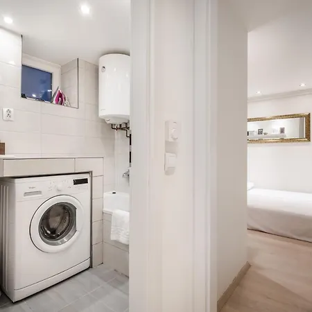 Bpr Red Tower Duplex Apartment *