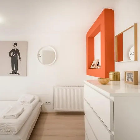 Bpr Red Tower Duplex Apartment